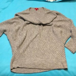 3/4 sleeve sweater